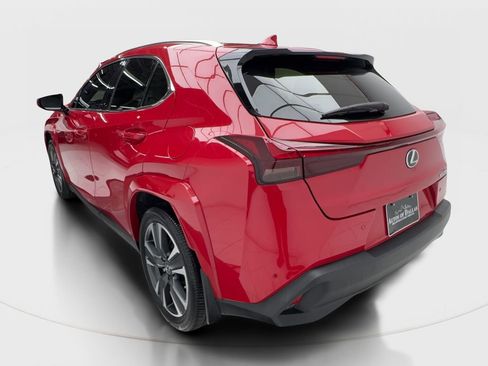 Used 2024 Lexus UX 250h FWD w/ Premium Package image 10