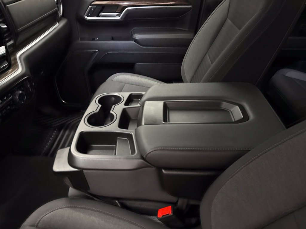 Used 2024 Chevrolet Silverado 1500 LT AWD/4WD image 19