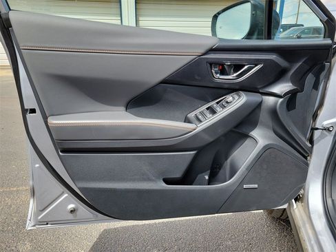 New 2025 Subaru Crosstrek 2.5i Limited w/ Crosstrek Mirror Package image 15