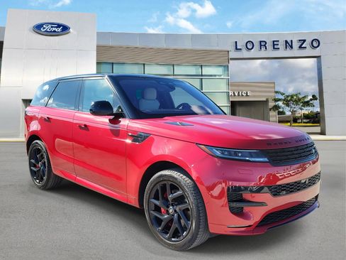 Used 2023 Land Rover Range Rover Sport SE Dynamic image 3