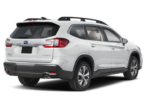 Used 2025 Subaru Ascent Premium image 3