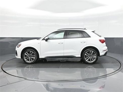 New 2025 Audi Q3 2.0T Premium image 4