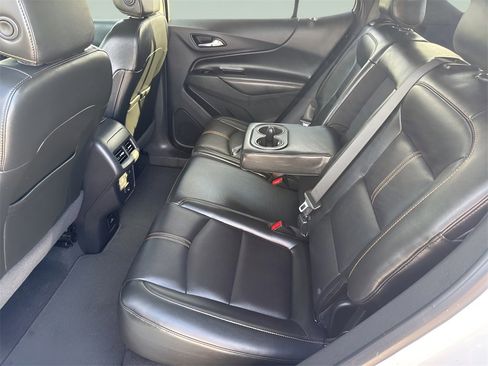 Used 2022 Chevrolet Equinox Premier image 14