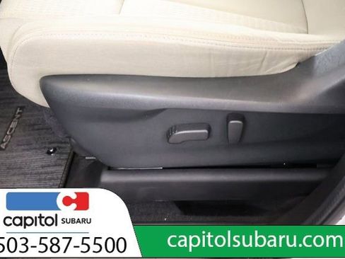 Used 2025 Subaru Ascent Premium AWD/4WD image 13