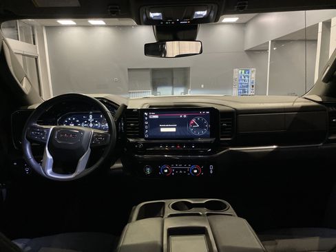 Used 2023 GMC Sierra 1500 SLE AWD/4WD image 33
