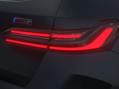 New 2027 BMW M5 Touring AWD/4WD image 8