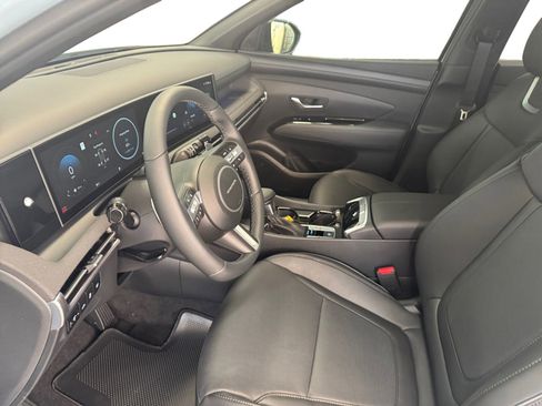 New 2025 Hyundai Santa Cruz Limited image 9