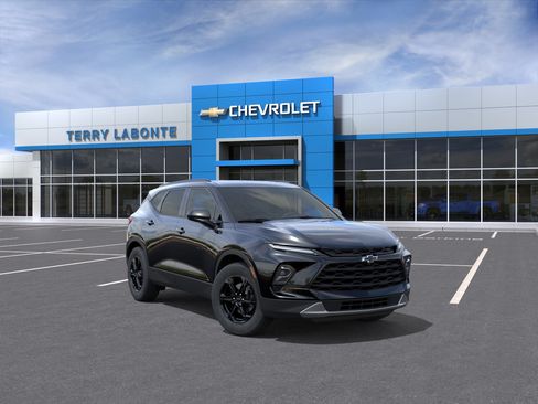 New 2026 Chevrolet Blazer LT w/ Midnight/Sport Edition FWD image 2