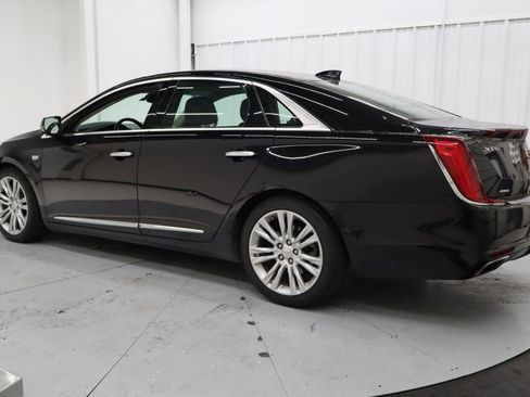 Used 2018 Cadillac XTS Luxury image 6