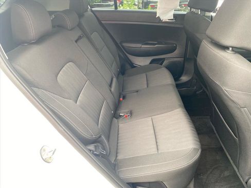Used 2020 Kia Sportage LX AWD/4WD image 23