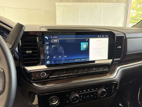 Certified 2024 Chevrolet Silverado 1500 LT AWD/4WD image 23