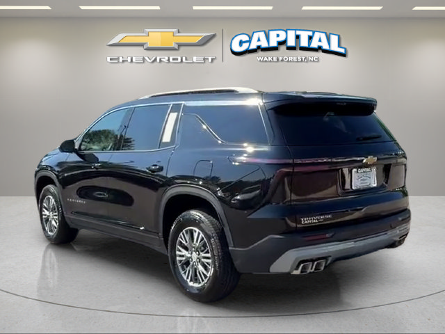 Used 2026 Chevrolet Traverse LT w/ Driver Confidence Package FWD image 4