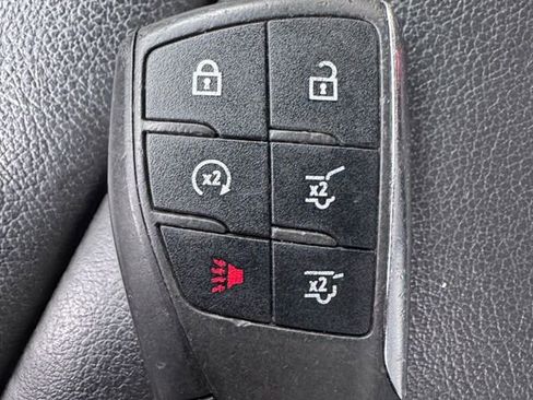 Used 2021 Chevrolet Suburban LT w/ Luxury Package image 54