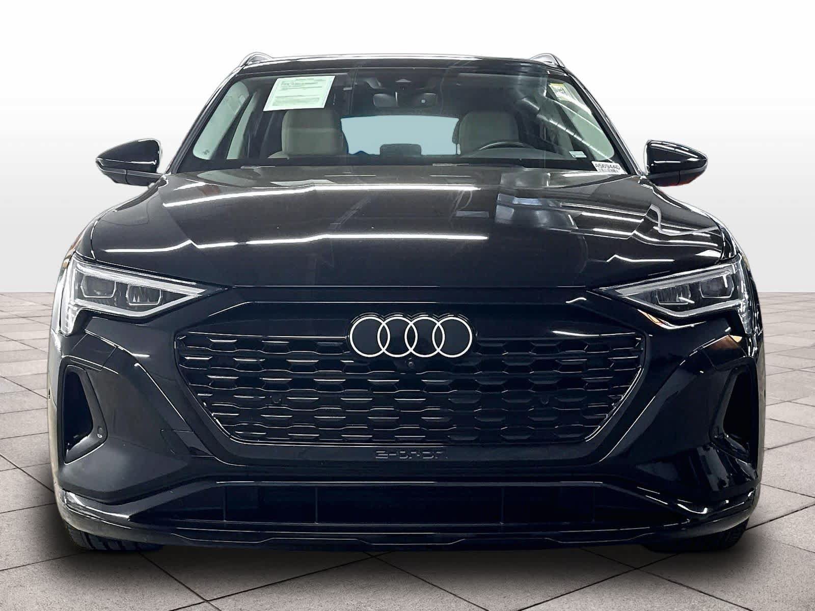 Used 2024 Audi Q8 e-tron Premium Plus w/ Premium Plus Package AWD/4WD image 6