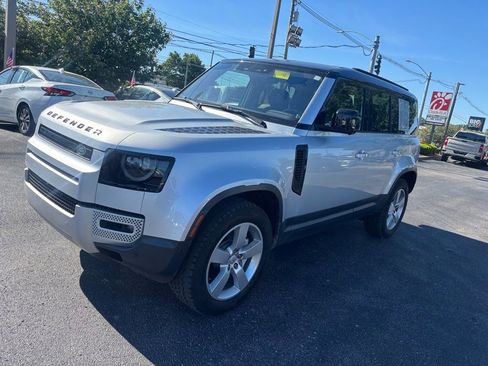 Used 2020 Land Rover Defender 110 First Edition AWD/4WD image 3