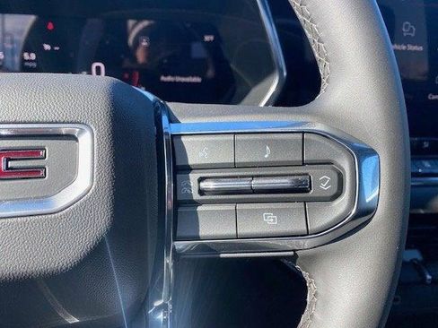New 2026 GMC Canyon Elevation w/ Convenience Package image 17