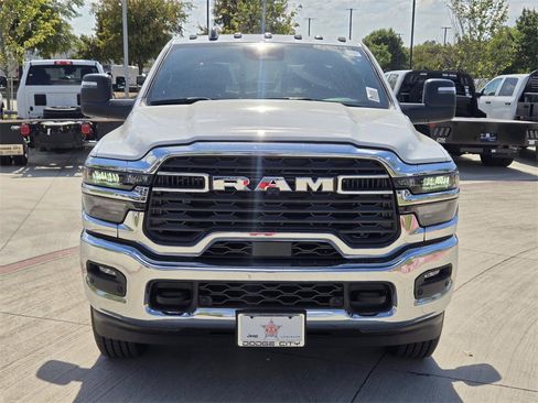 New 2026 RAM 2500 Tradesman image 9