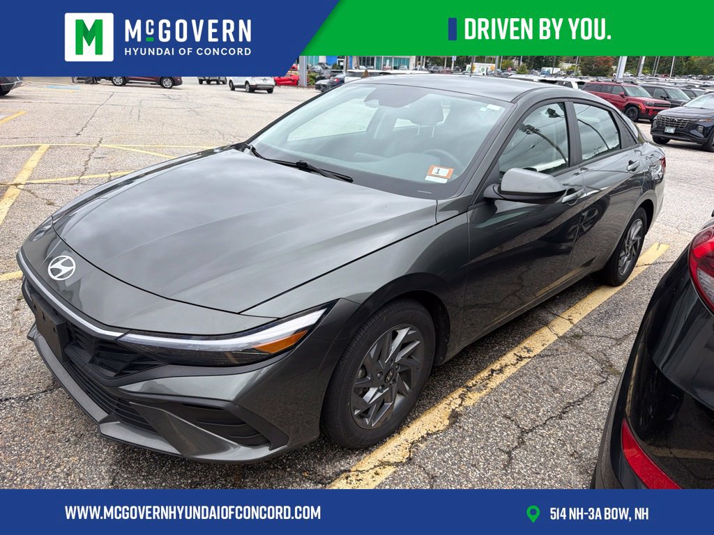 Used 2024 Hyundai Elantra Blue FWD image 1