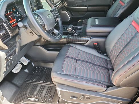 Used 2022 Ford F150 Lariat w/ Equipment Group 502A High AWD/4WD image 7
