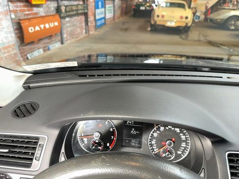 Used 2015 Volkswagen Passat 1.8T S image 24