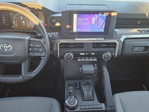 Used 2025 Toyota Tacoma SR5 image 9