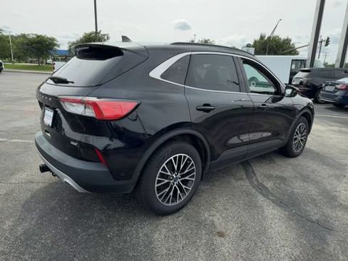 Used 2022 Ford Escape Titanium w/ Titanium Premium Package FWD image 8
