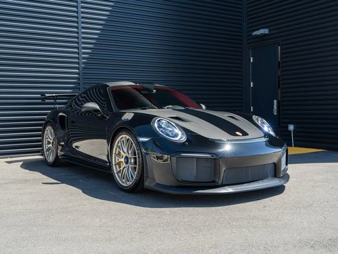 Used 2018 Porsche 911 GT2 RS RWD image 7