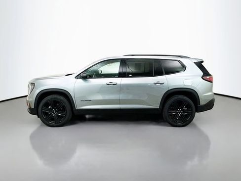 Used 2024 GMC Acadia Elevation w/ Black Edition image 6
