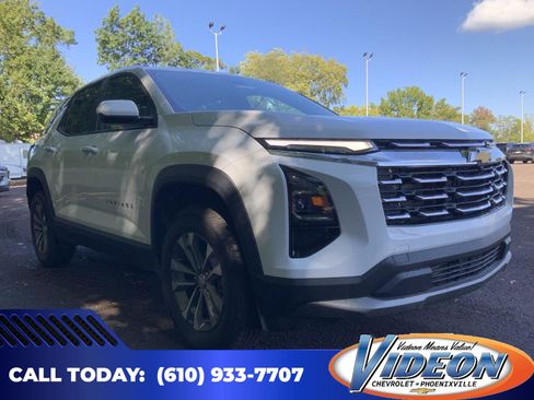 New 2026 Chevrolet Equinox LT w/ Convenience Package II image 1