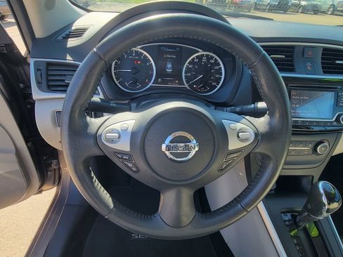 Used 2016 Nissan Sentra SV image 19