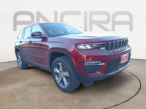 Certified 2024 Jeep Grand Cherokee Limited image 6