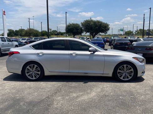 Used 2018 Genesis G80 3.8 w/ Option Group 02 RWD image 3