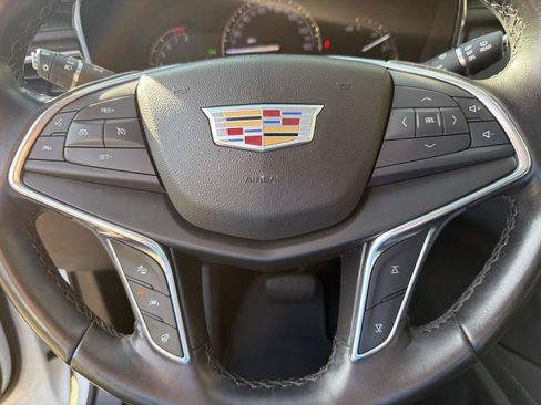 Used 2019 Cadillac XT5 Premium Luxury AWD/4WD image 24