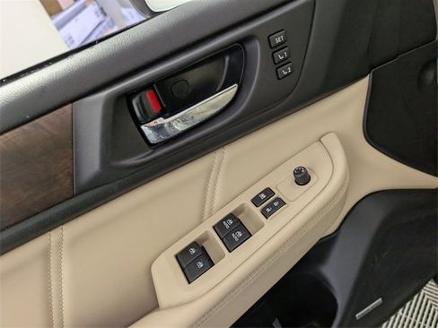 Used 2019 Subaru Outback 3.6R Limited image 14
