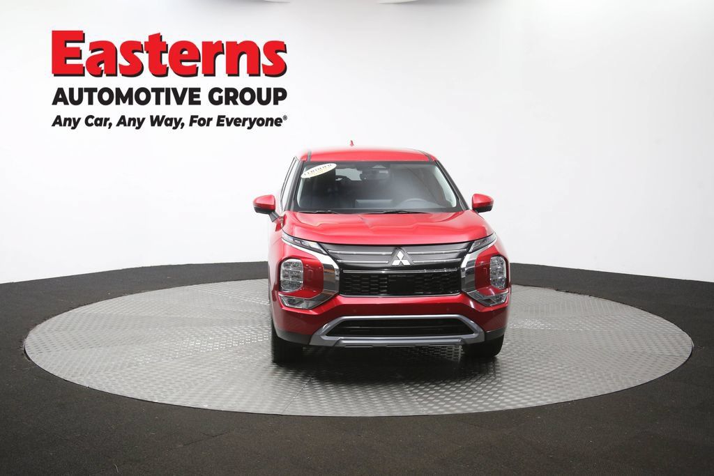 Used 2025 Mitsubishi Outlander SE AWD/4WD image 53