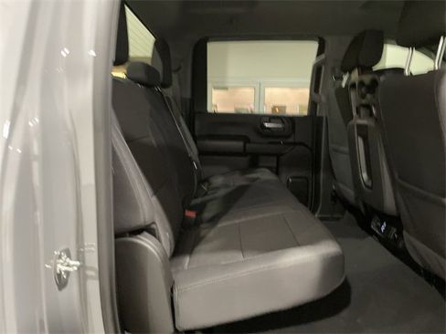 Used 2025 Chevrolet Silverado 2500 Custom w/ Custom Value Package image 16
