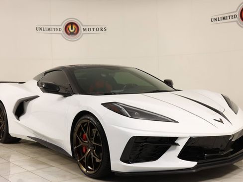 Used 2021 Chevrolet Corvette Stingray Preferred Conv w/ Z51 Performance Package RWD image 36
