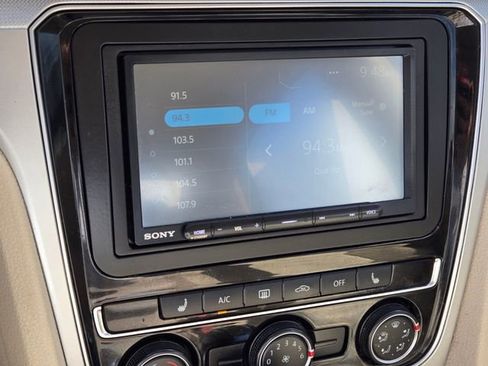 Used 2019 Volkswagen Passat 2.0T Wolfsburg image 20