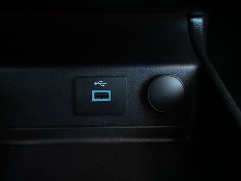 Used 2018 Ford Fusion SE image 27