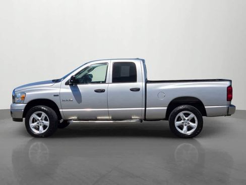 Used 2008 Dodge Ram 1500 Truck SLT w/ Trailer Tow Group AWD/4WD image 3