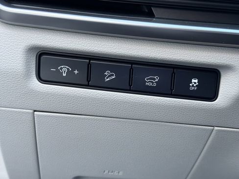 Used 2023 Kia Telluride EX w/ EX Captain's Chair Package image 36