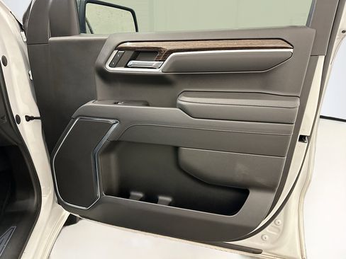 Used 2023 GMC Sierra 1500 Elevation image 33