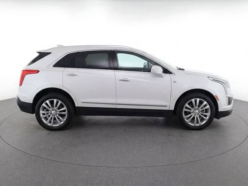 Certified 2023 Cadillac XT5 Premium Luxury FWD image 7