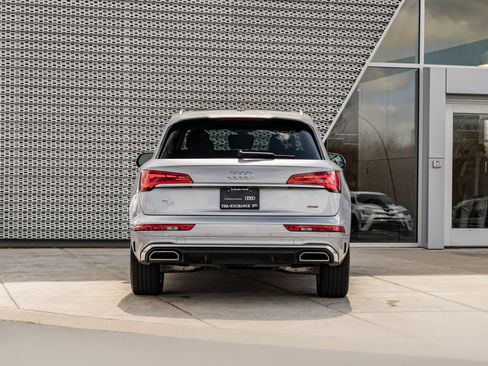 Certified 2023 Audi Q5 e Premium w/ Convenience Package image 28