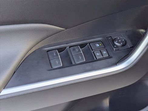 Certified 2025 Toyota RAV4 XLE w/ Convenience Package image 13