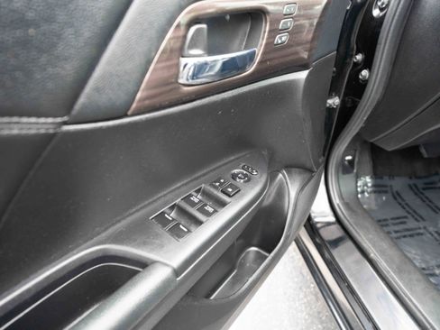 Used 2016 Honda Accord EX-L image 7