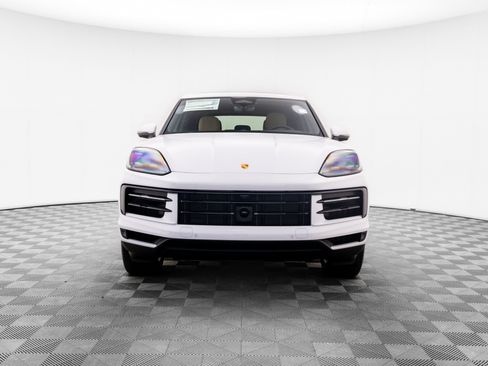 New 2026 Porsche Cayenne image 9