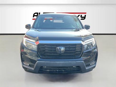 Used 2023 Honda Ridgeline RTL-E image 2