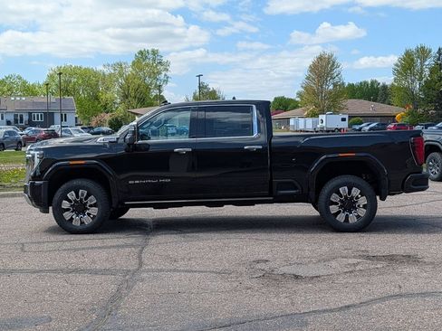New 2026 GMC Sierra 3500 Denali w/ Denali Reserve Package AWD/4WD image 7