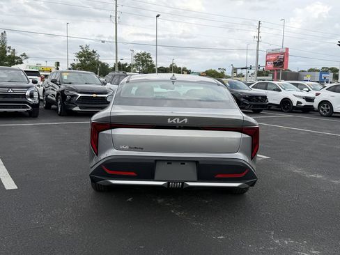New 2026 Kia K4 FWD image 5